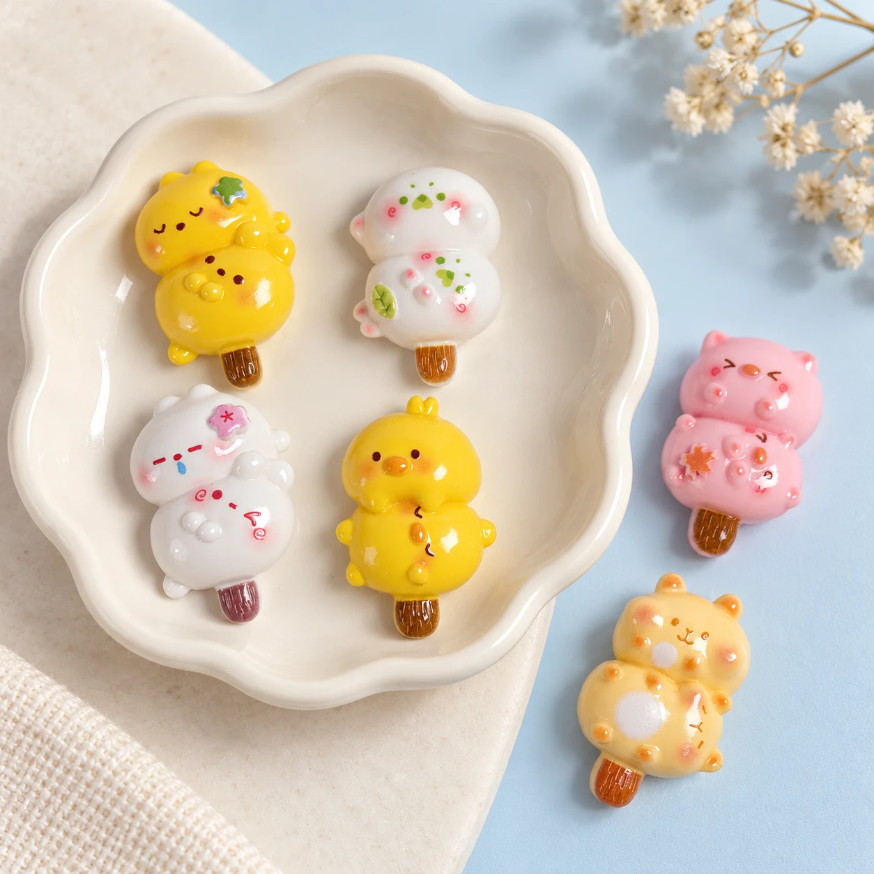 Animal Skewer Resin Charms RW001383 displayed for assortment selection