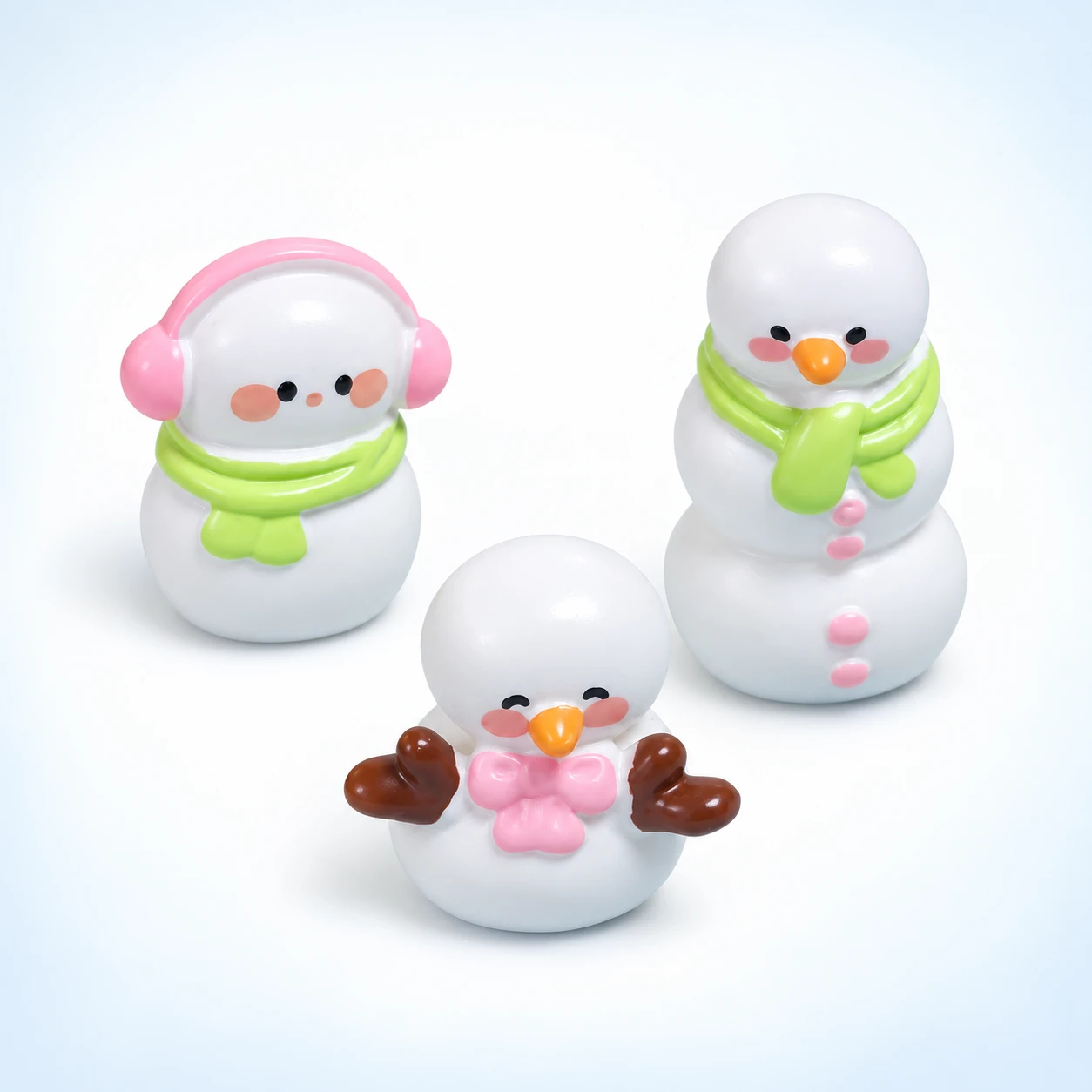 Christmas Snowman Resin Miniatures RW002497 on a clean light studio background
