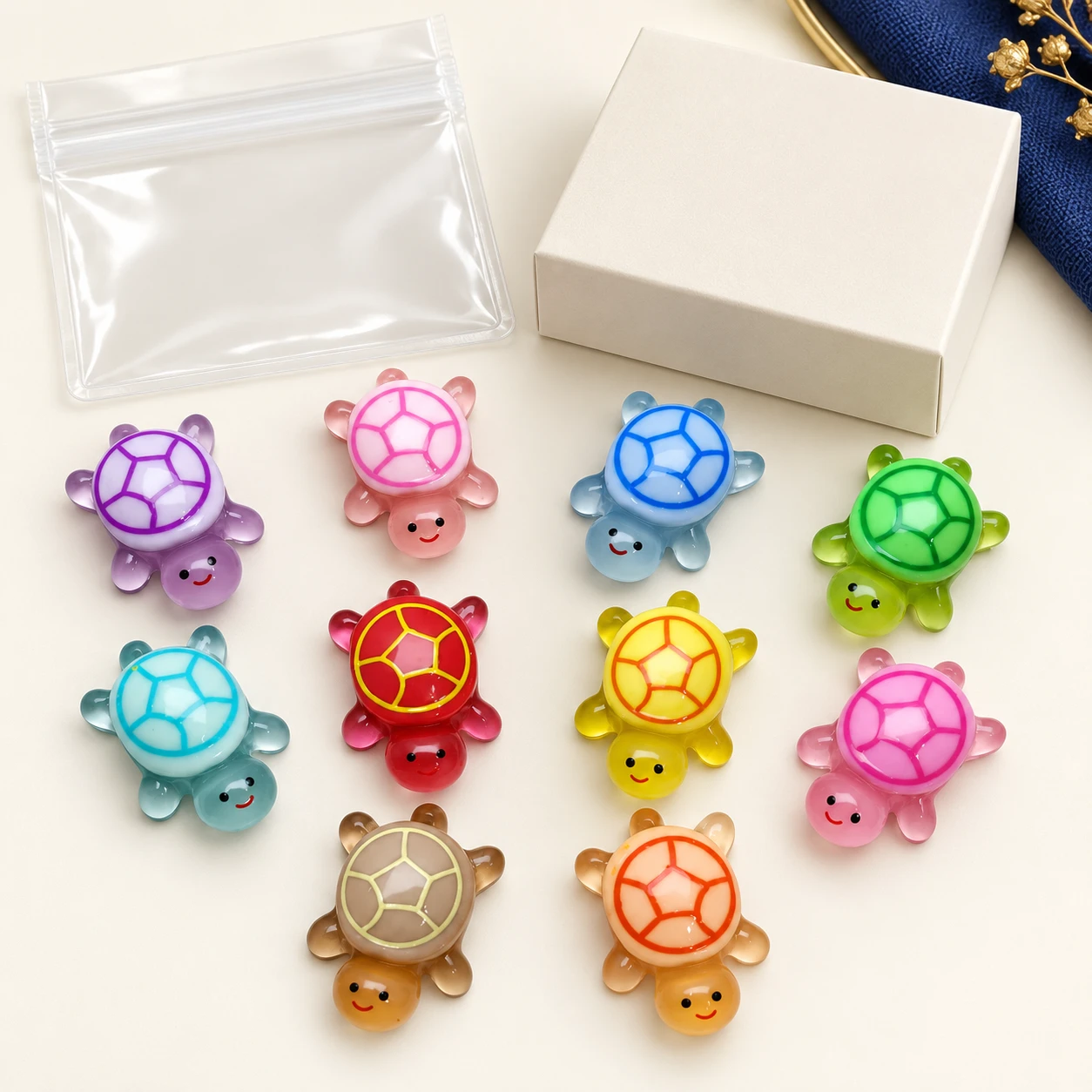 Colored Shell Turtle Resin Charms RW26057-1 with illustrative private-label packaging