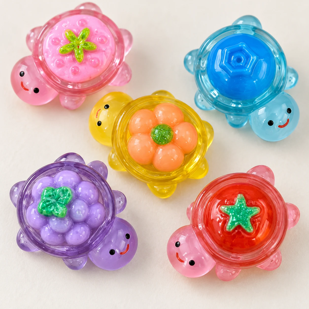 Flower Shell Turtle Resin Charms RW002868 close-up showing the decorative shape and finish