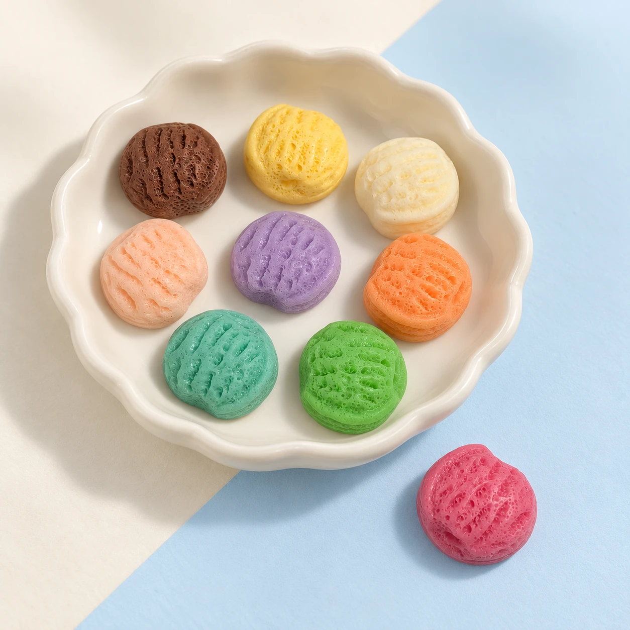 Ice Cream Scoop Resin Cabochons RW004078 displayed for assortment selection