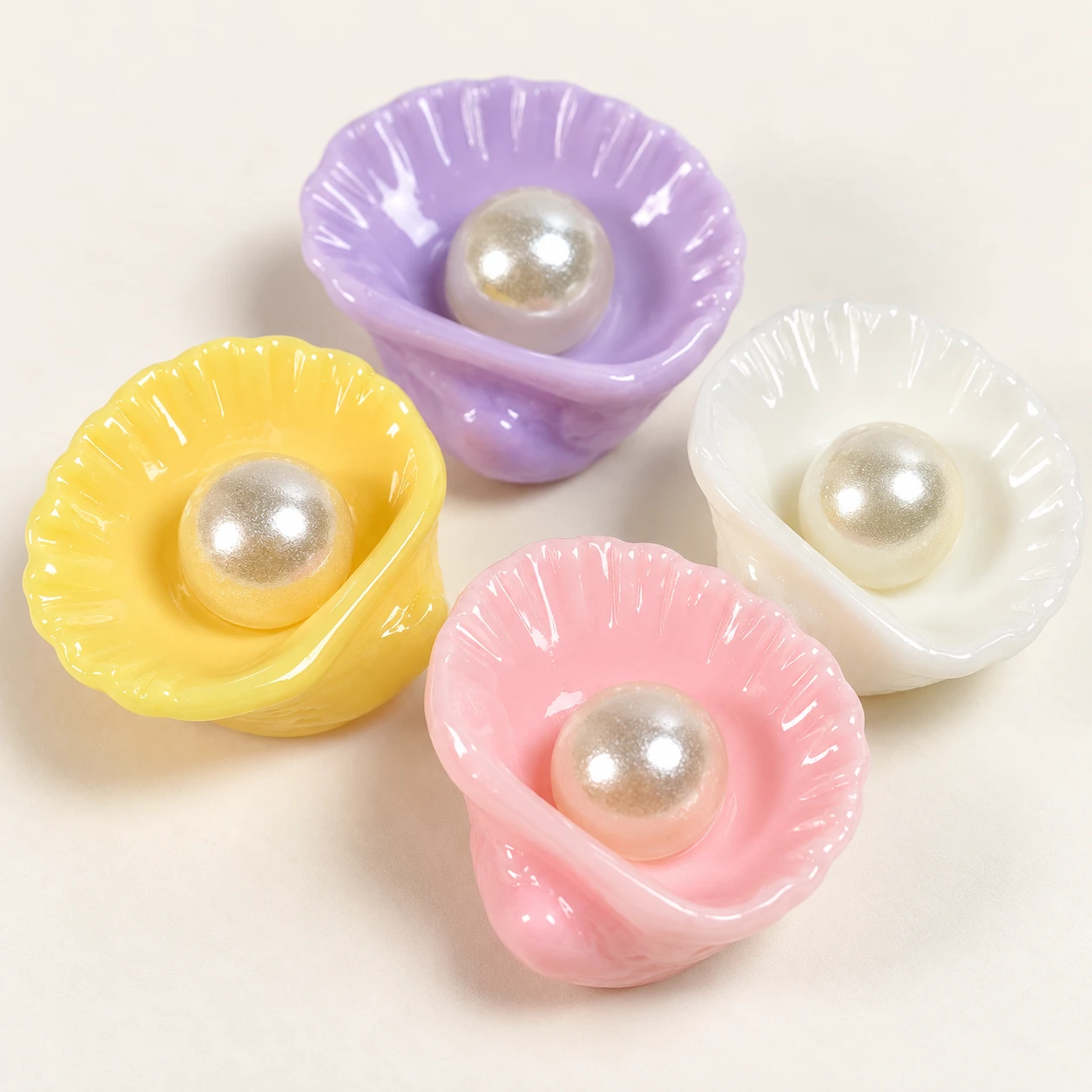Pearl Shell Resin Charms RW001392 close-up showing the decorative shape and finish