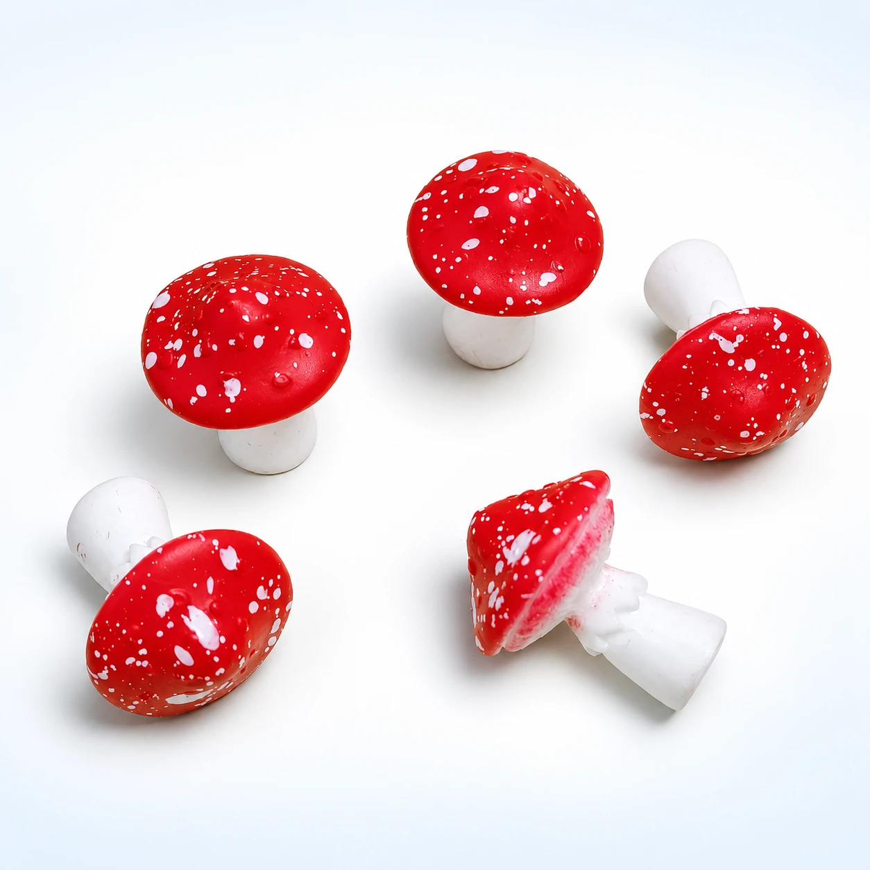 Red Mushroom Resin Miniatures RW001942 on a clean light studio background