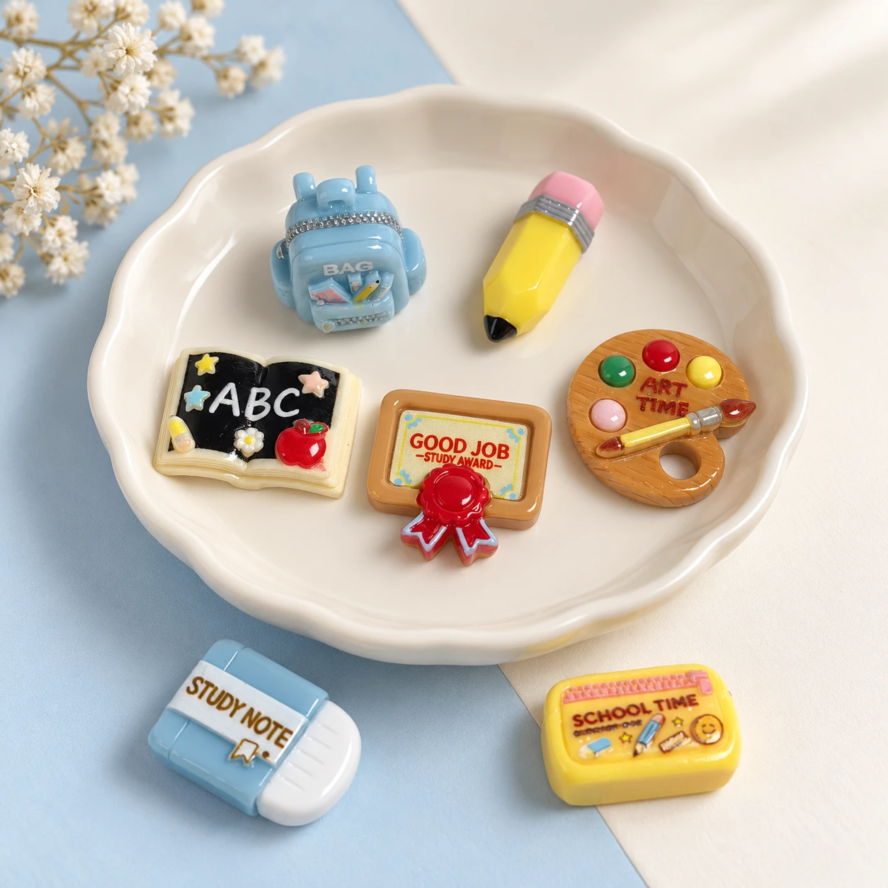 School Stationery Resin Charms RW003559 displayed for assortment selection